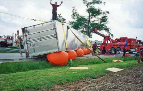 paddacks transport rescuing a contrainer